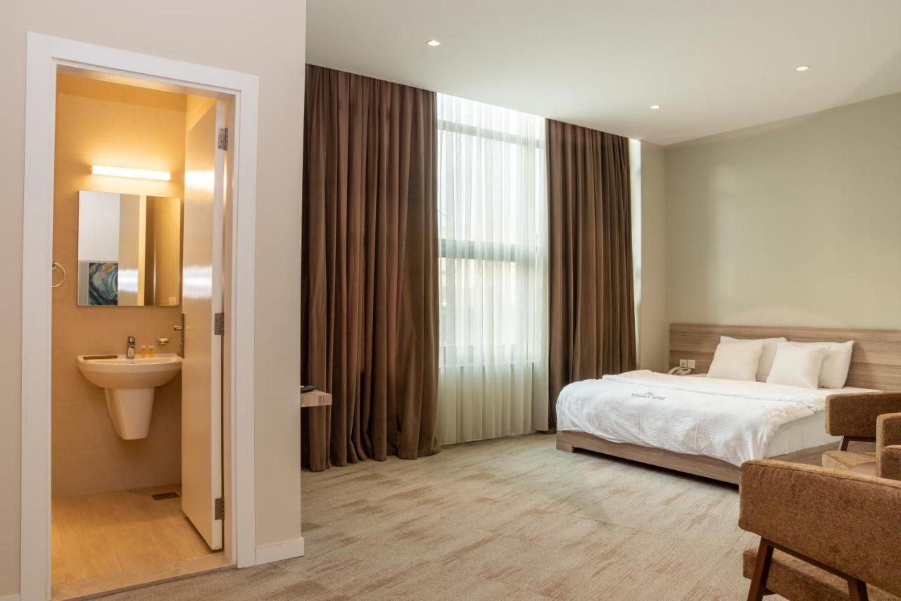 Niagara Hotel Erbil Buitenkant foto